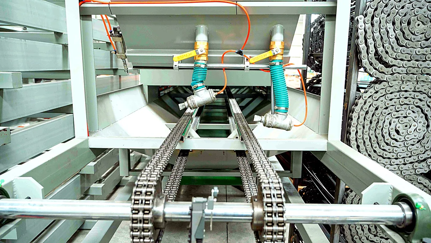 Stone-coated tile production line — on-site photo 8